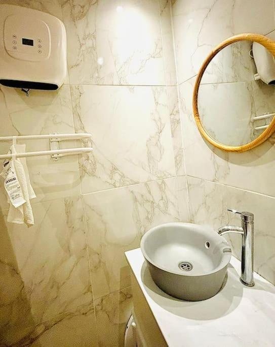 Studio Love Jacuzzi Marseille Extérieur photo